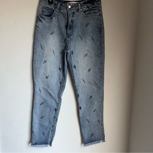 Tinseltown snake embroidered mom jeans